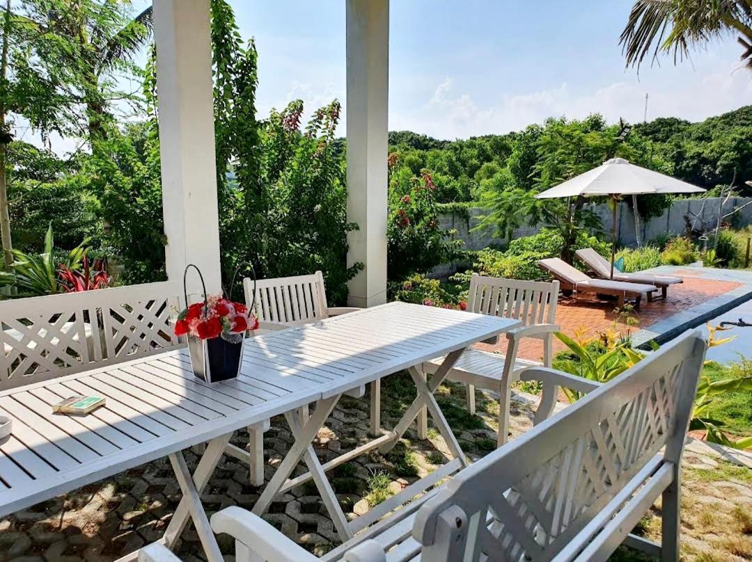 Ho Lan Retreat, Villa Mat Bien Danh Cho 8 Nguoi. Pho Tri Buitenkant foto