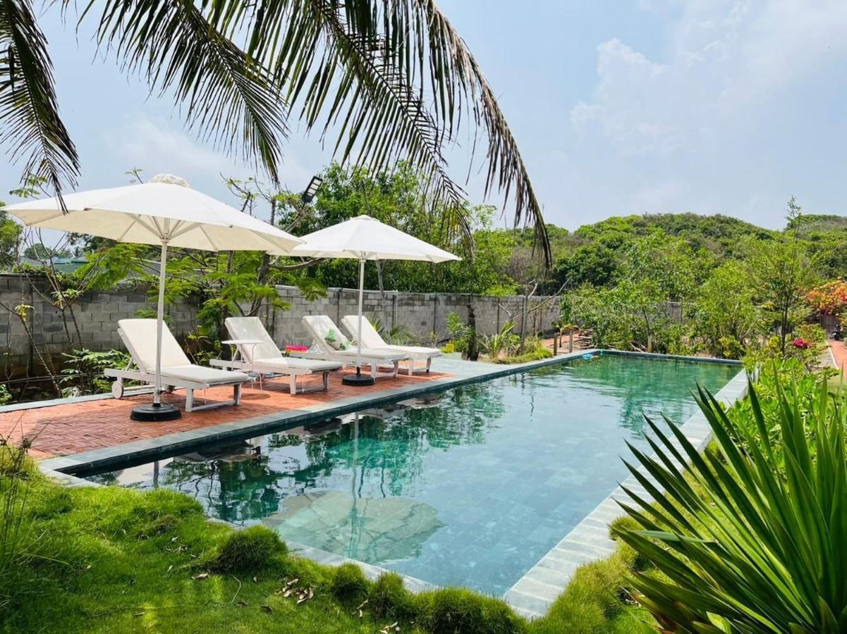 Ho Lan Retreat, Villa Mat Bien Danh Cho 8 Nguoi. Pho Tri Buitenkant foto