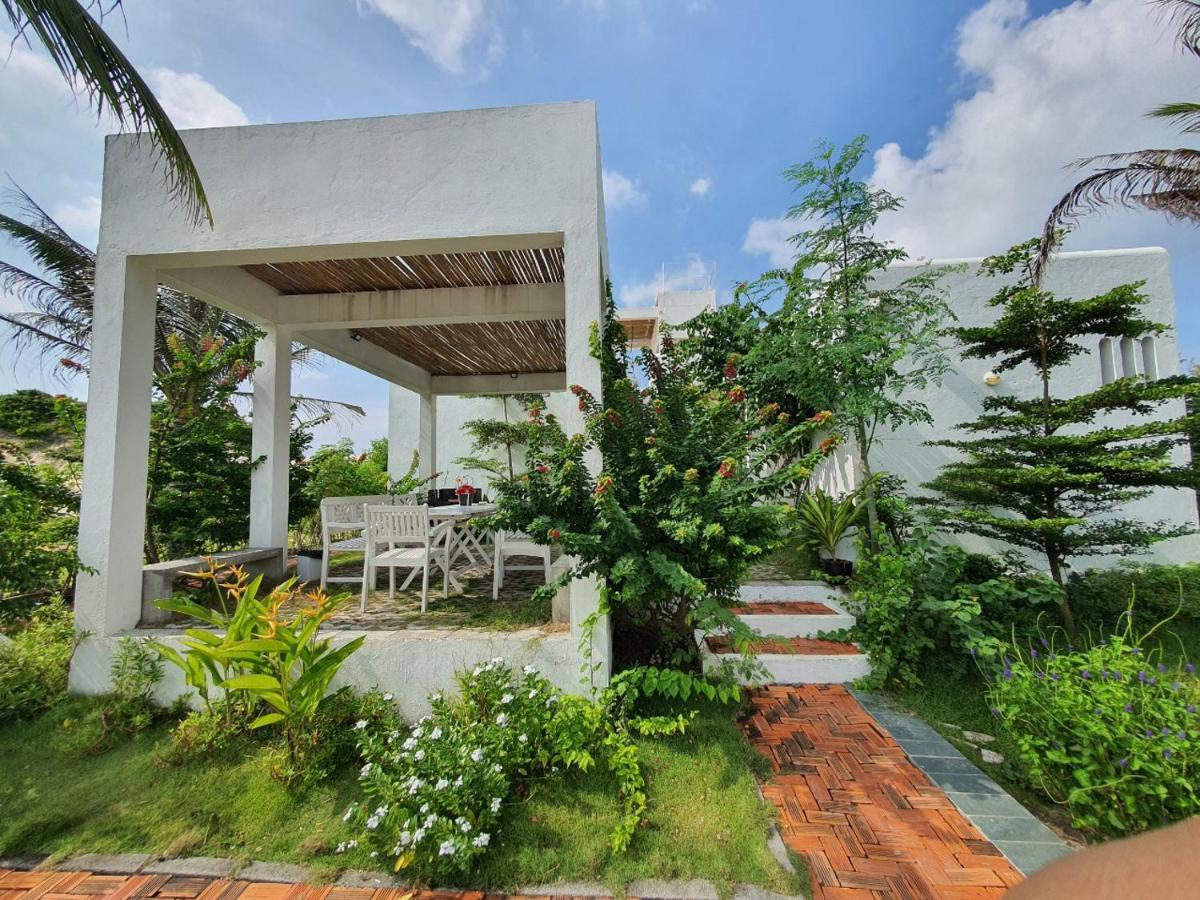 Ho Lan Retreat, Villa Mat Bien Danh Cho 8 Nguoi. Pho Tri Buitenkant foto